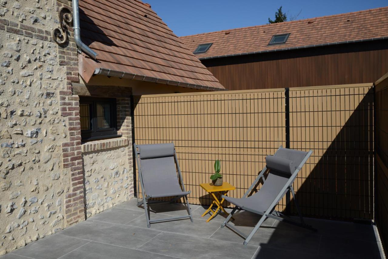 L'Hostellerie D'Acquigny Exterior photo