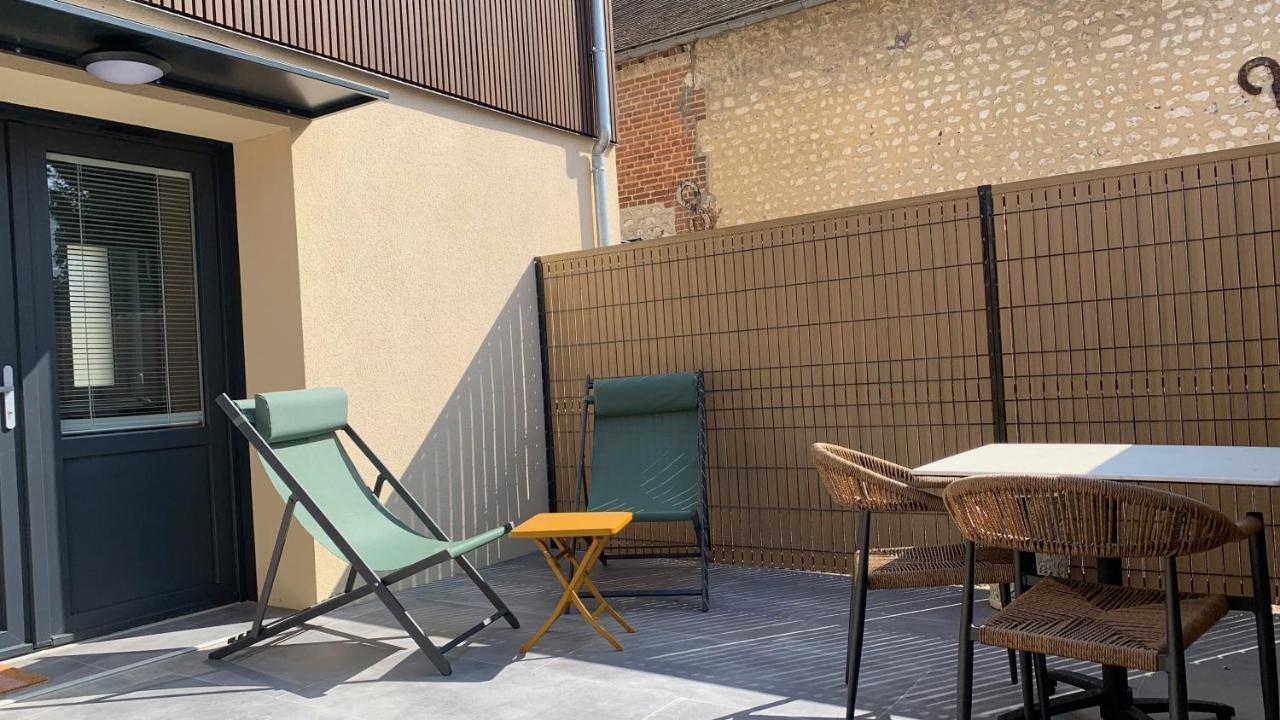 L'Hostellerie D'Acquigny Exterior photo