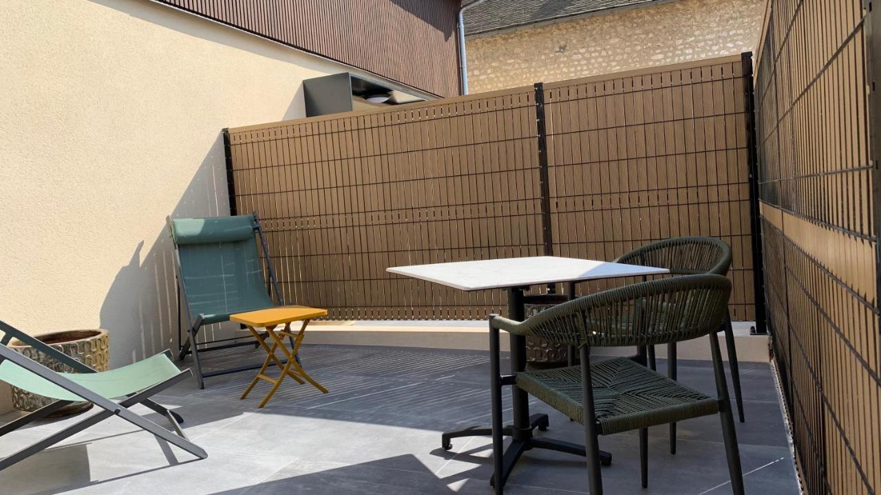 L'Hostellerie D'Acquigny Exterior photo