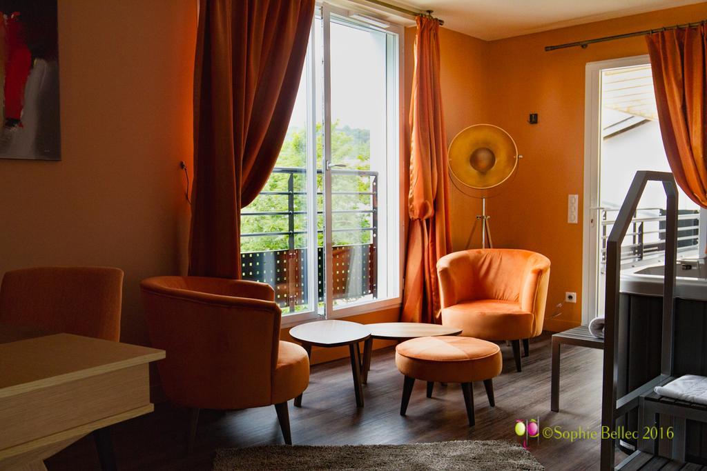 L'Hostellerie D'Acquigny Exterior photo